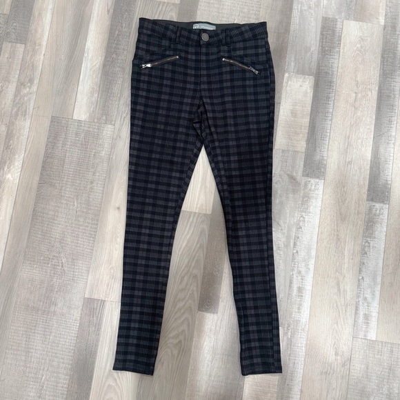 Wit & Wisdom Ab-Solution Ponte Black & Gray Plaid Skinny Pants size 4 ❤️ - Picture 2 of 5